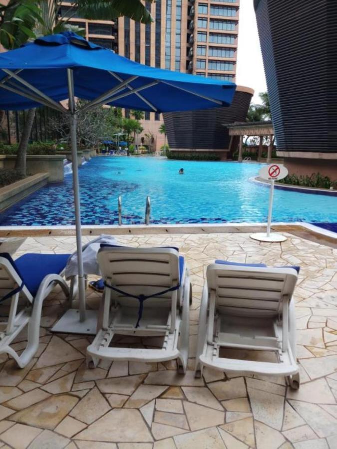Ringko Service Apartments At Berjaya Times Square Kl Kuala Lumpur Exteriör bild